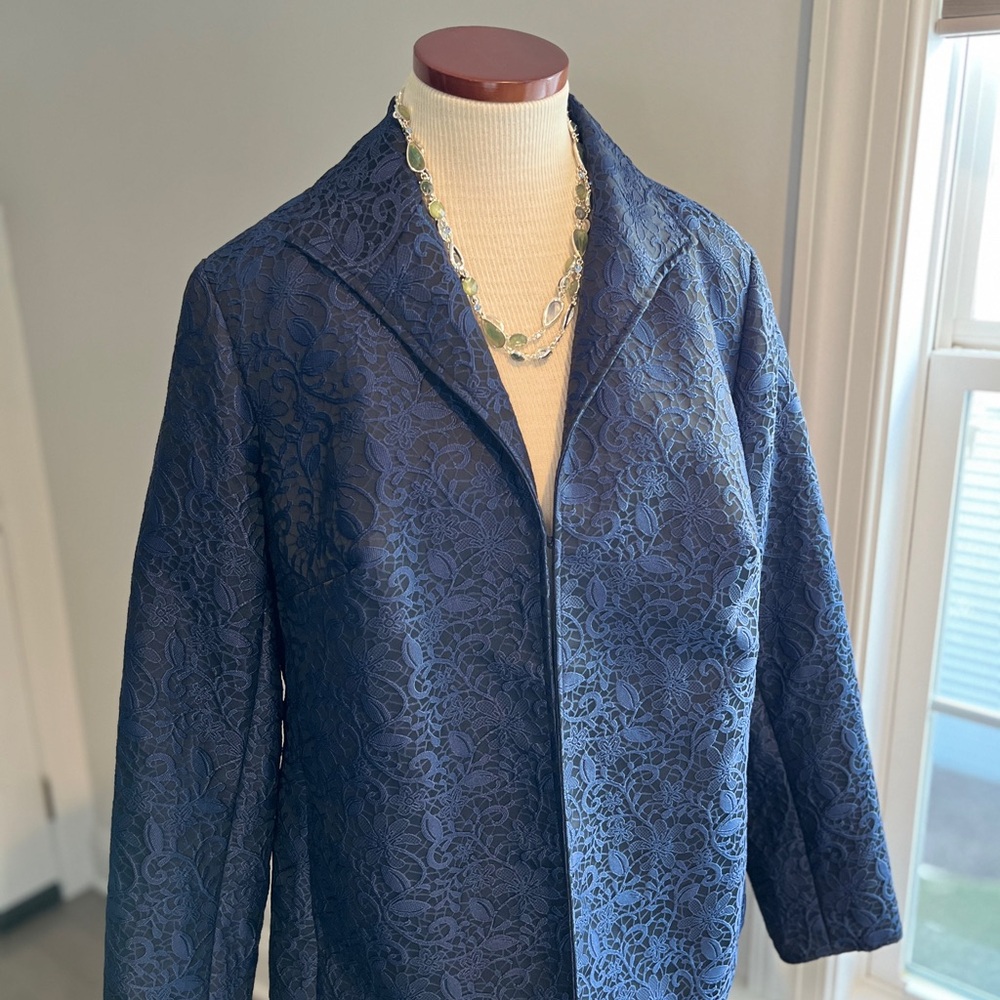 Brocade blazer with turn cuffs